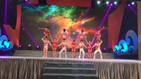杂技集体造型-婚庆策划公司-演出公司-户外婚礼策划公司-活动策划公司